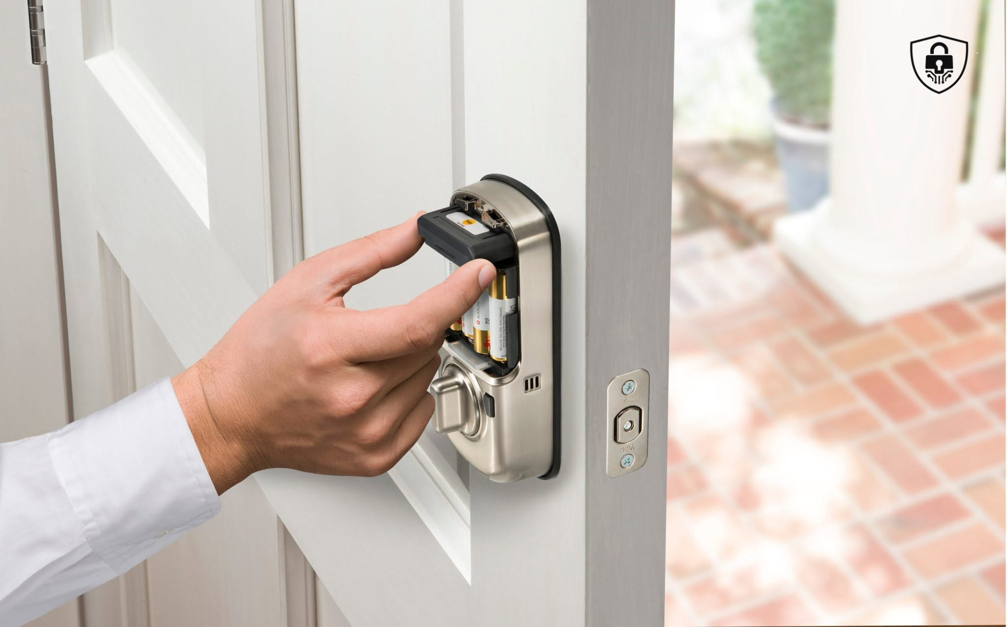 khóa mã số Yale không bấm được
