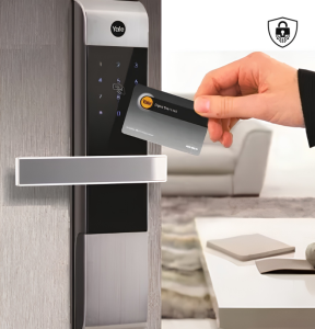 khoá thẻ từ yale cho khách sạn